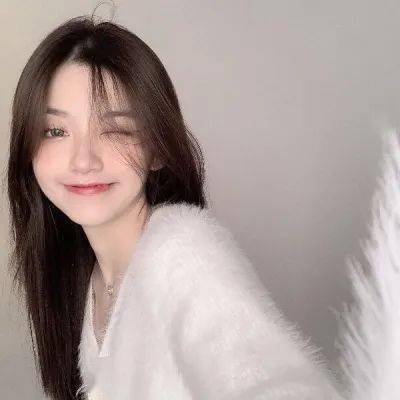 俄乌战场惊现持枪机器人