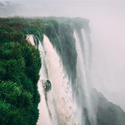 湖南两名外卖小哥跳桥自杀系谣言